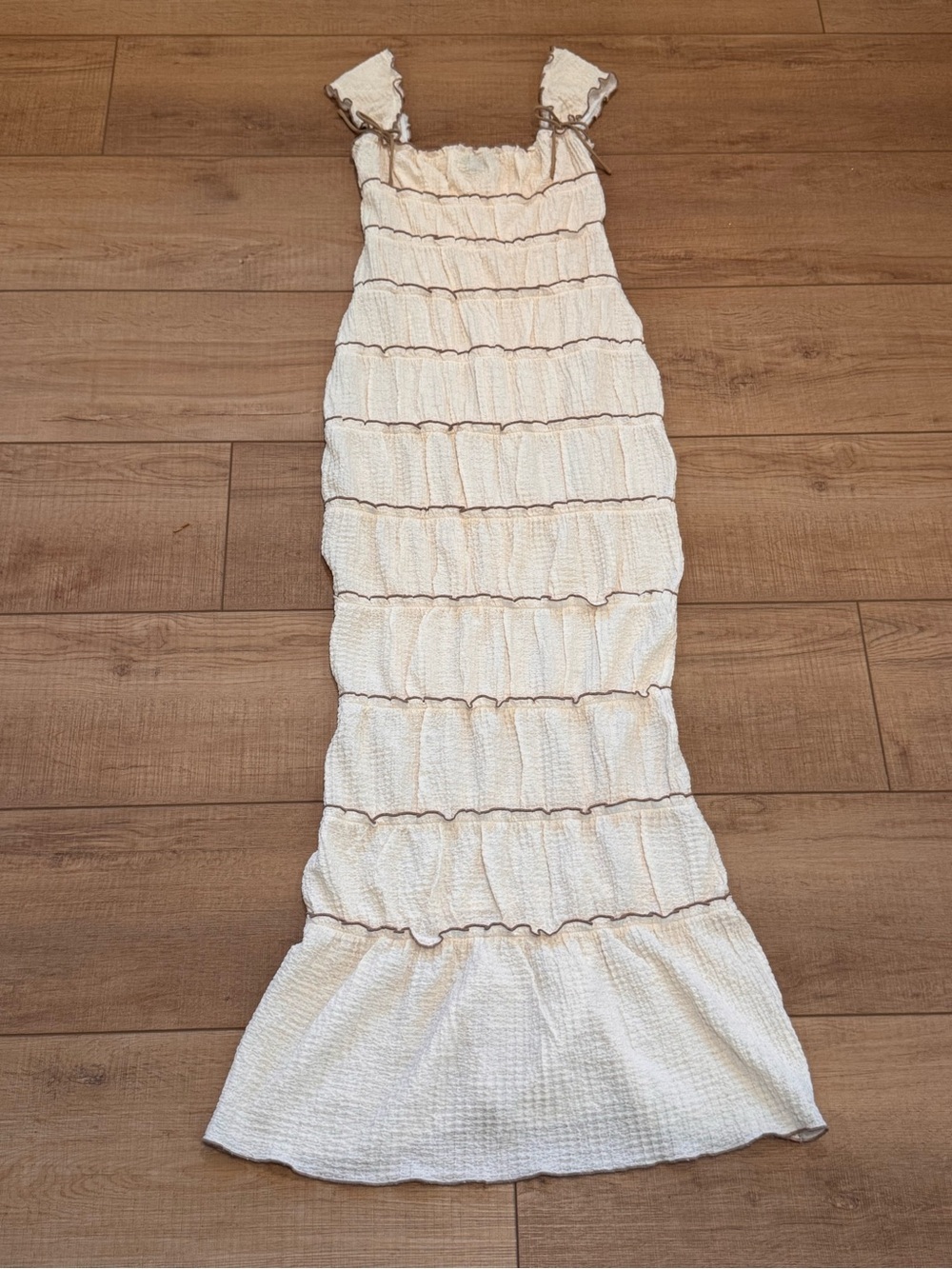 MAJORELLE Ivory Textured Brown Trim Tiered Ruffle Mermaid Maxi Dress XS - Picture 3 of 8
